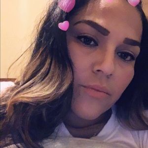 Meet your Posher, Adriana